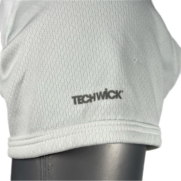 Eastern Mountain Sports | White Tech Wick Twp Piece Work Out Runners Tops - Picture 5 of 15